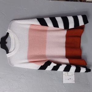 beautiful knitted sweater women XL good  super soft ,not labeled,pretty, crochet